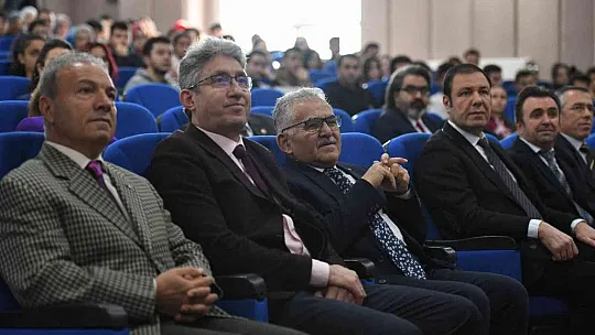 Büyükkılıç: Önemli olan güçlü olmak değil, haklı olmak!
