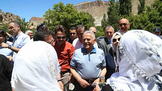 Büyükşehir Belediyesi'nden açıklama: Büyükkılıç, merkezde olduğu kadar ilçeleri de ihya etti!