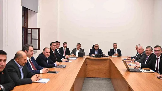 9 Saatlik toplantıda neler konuşuldu?