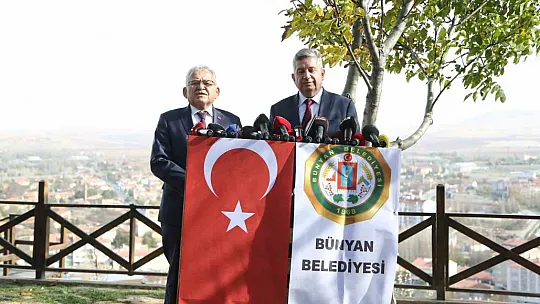 Başkan Büyükkılıç'tan cam terasta 'birlik ve beraberlik' mesajı