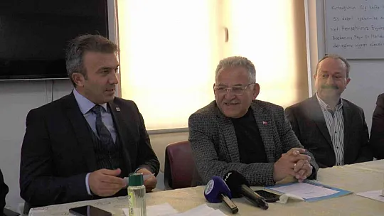 Büyükkılıç Develililer Derneği'ni ziyaret etti