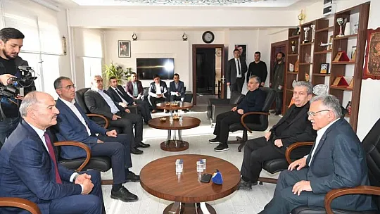 Başkan Büyükkılıç'tan Felahiyelilere teşekkür