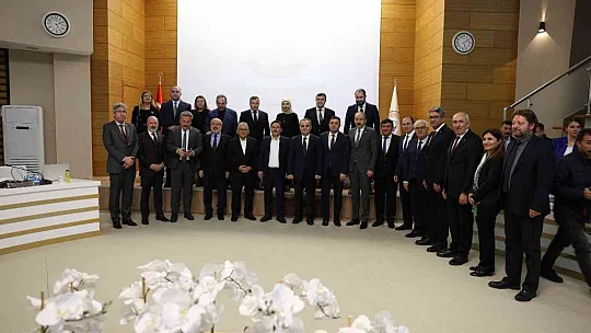 Başkan Büyükkılıç'tan gençlik vurgusu