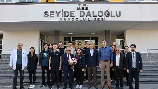 Başkan Büyükkılıç öğrencilerle buluştu