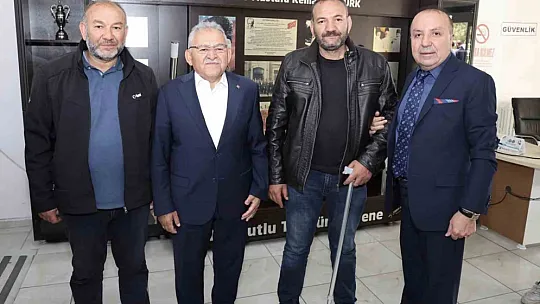 Memduh Başkan'dan Menduh Başkan'a ziyaret...