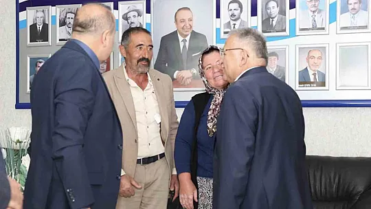 Memduh Başkan'dan Menduh Başkan'a ziyaret...