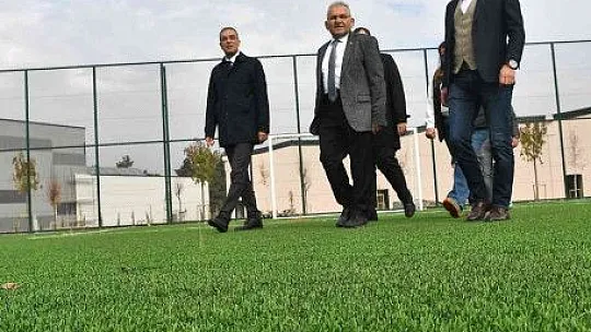 'Nisan, Mayıs'ta bitmiş olmasını umuyorum'