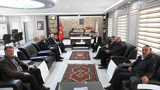 Büyükkılıç'tan Yahyalı'da değerlendirme toplantısı
