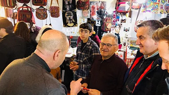 Başkan Büyükkılıç'tan Yöresel Ürünler Fuarı ziyareti