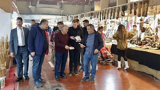 Başkan Büyükkılıç'tan Yöresel Ürünler Fuarı ziyareti