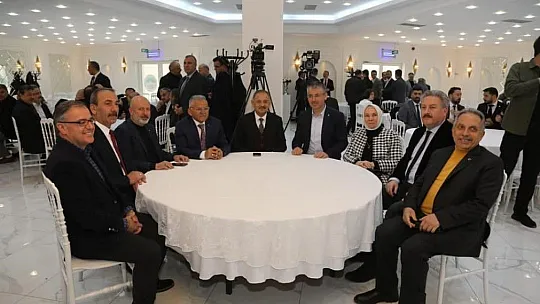 Özhaseki'den 'veda' konuşması: Başarılı ile çıkmalarını canı gönülden temenni ediyorum!