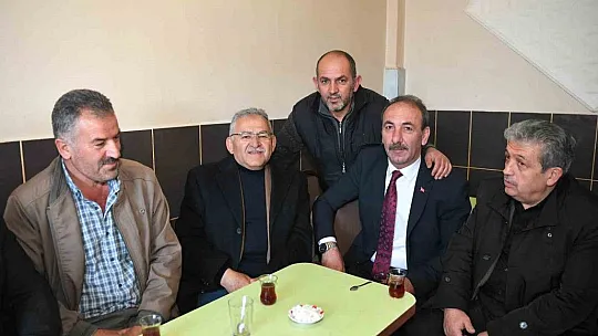 Başkan Büyükkılıç, Tomarza'da esnaf ve vatandaşla buluştu