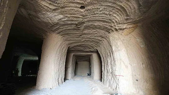 Başkan Büyükkılıç müzede incelemelerde bulundu