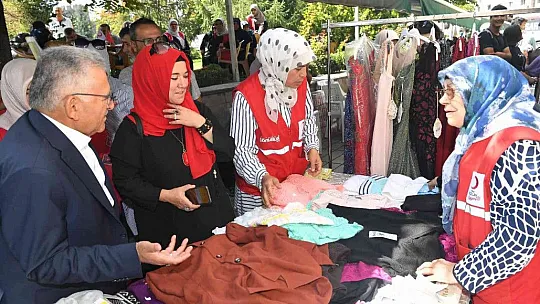 Büyükkılıç ve Vali hayır panayırına katıldı