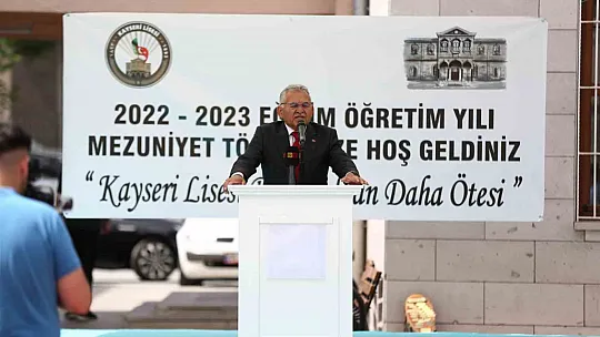 Lisede buluştular...