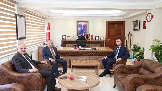 Büyükkılıç: Cumhurbaşkanımız ve yol arkadaşları sizin için çırpınıyor!