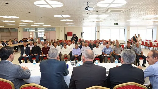 Büyükkılıç: Cumhurbaşkanımız ve yol arkadaşları sizin için çırpınıyor!