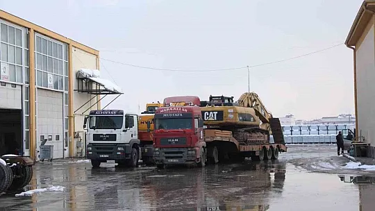 Çolakbayrakdar: 3'üncü mobil mutfağımız deprem bölgesine yola çıktı