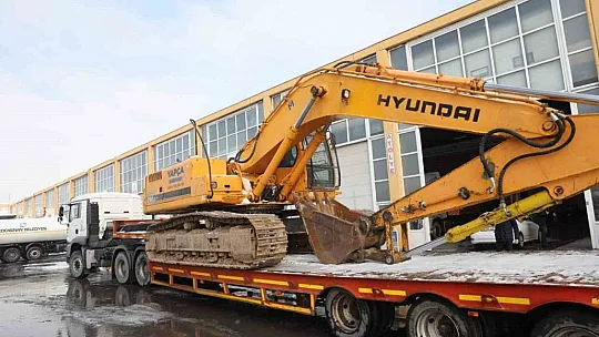 Çolakbayrakdar: 3'üncü mobil mutfağımız deprem bölgesine yola çıktı