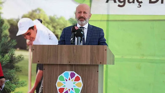 Çolakbayrakdar: Bu yıl, 126 binden fazla ağacı toprakla buluşturduk
