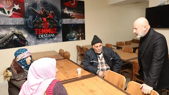Başkan Çolakbayrakdar 'Bu zor günleri, her birlikte el ele gönül gönüle aşacağız'