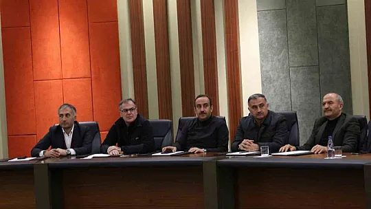 Çolakbayrakdar: Çözüm merkezi, 7/24 saat çalışarak, yaraları sarıyor