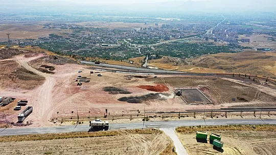 Çolakbayrakdar, 'Kayseri'ye yeni bir millet bahçesi kazandırıyoruz'