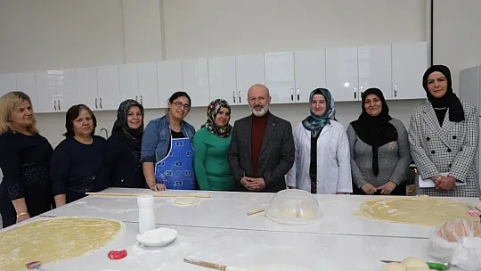 Çolakbayrakdar: İnsana değer katan yatırımlar yapıyoruz