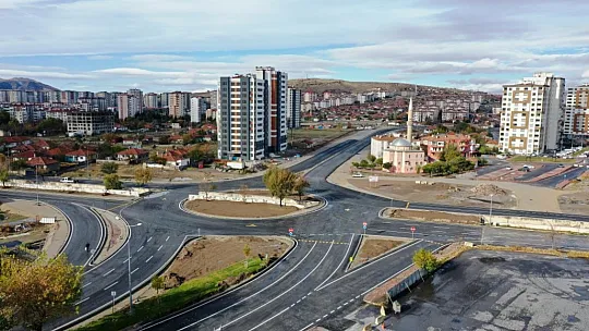 'Kayseri için gece, gündüz azimle çalışıyoruz'
