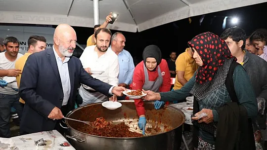Çolakbayrakdar: Kocasinan'da en iyi projeleri hayata geçiriyoruz