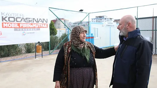 Kocasinan, günde deprem bölgesinde günde 16 bin sıcak ekmek dağıtıyor