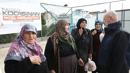 Kocasinan, günde deprem bölgesinde günde 16 bin sıcak ekmek dağıtıyor