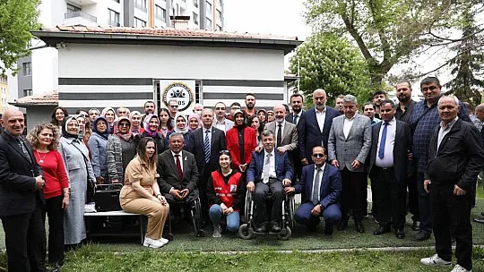 'Engelsiz bir yaşam için engellilerin her zaman yanlarındayız'