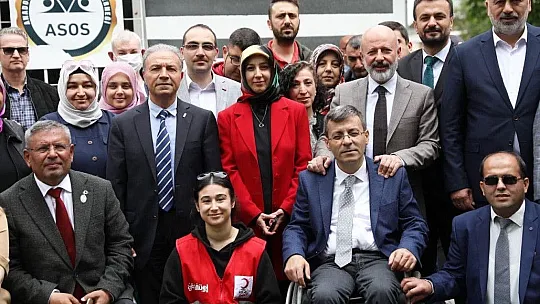 'Engelsiz bir yaşam için engellilerin her zaman yanlarındayız'