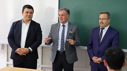 Başkan Özdoğan, öğrencileri ziyaret etti