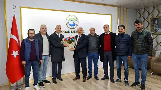 Başkan Öztürk'e Camikebir Mahallesi'nden teşekkür