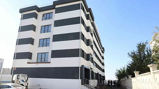 Palancıoğlu, Germir'deki öğrenci yurdu inşaatını inceledi