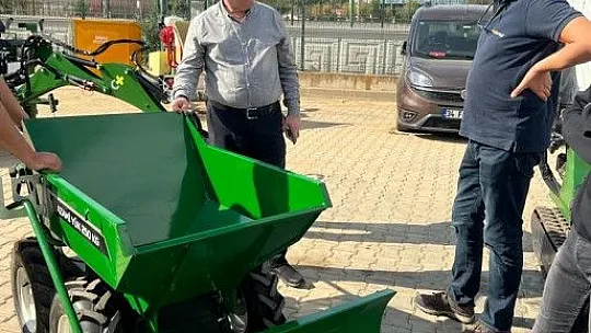 Palancıoğlu, Ödemiş Süs Bitkileri ve Fidancılık Sergisini Gezdi!