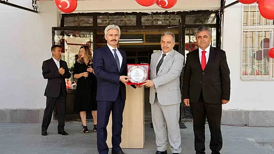 'İkinci yüzyılın yöneticilerisiniz'