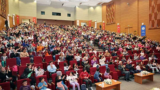 Rafadan Tayfa çocuklarla buluştu
