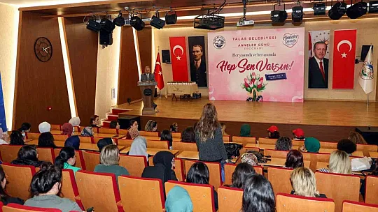 Talas'ta 'Anneler Günü' hediyesi