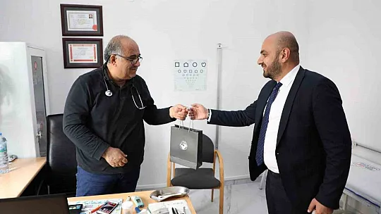 Yalçın, sağlık çalışanlarını unutmadı