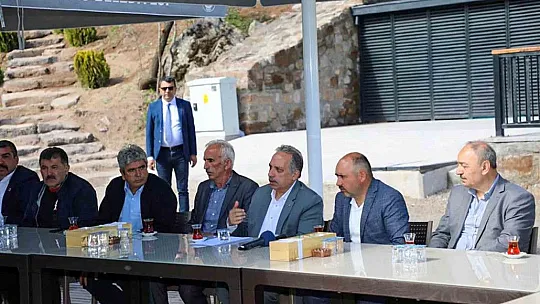 Muhtarlarla bakın nerede buluştu?