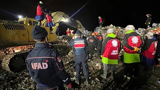 Korkunç olay! Belediye işçisi çöplükte kayboldu