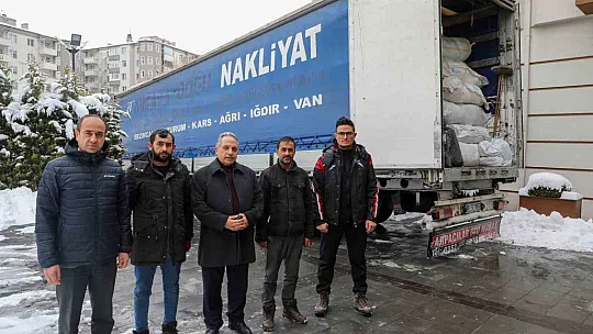 Bir ses bir nefes, gönlünü kattı herkes