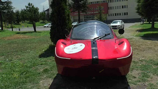 Bizim de elektrikli otomobilimiz var