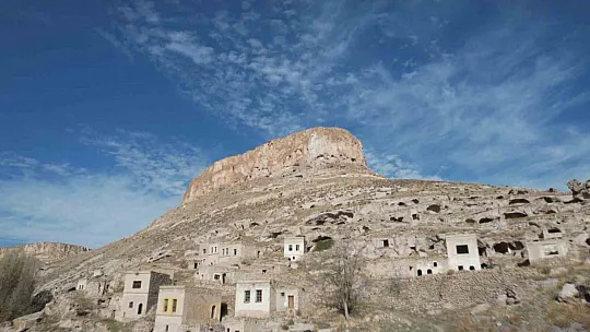 Onbinlerce turist o mahalleye akın etti!