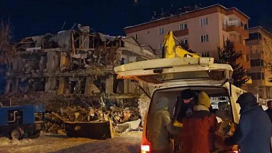 Deprem bölgesine Bünyan'dan yardım akını