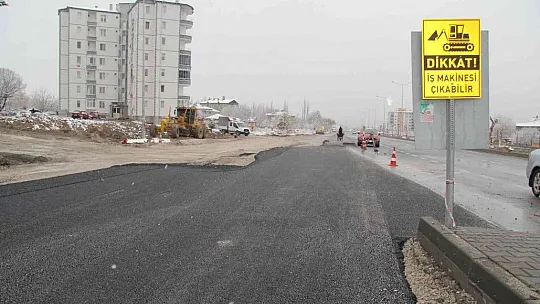 Bünyan'da karla mücadele devam ediyor