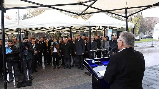 ERÜ'de yağmur altında çevre düzenleme açılış programı...